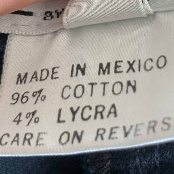 St. John’s Pants - Picture 7 of 8